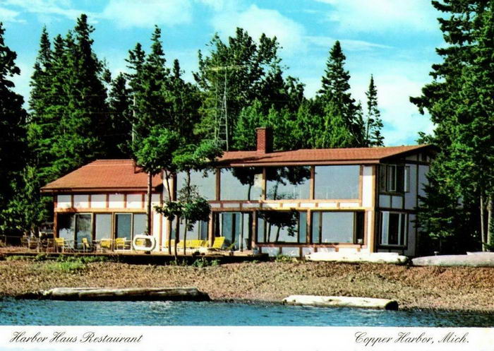 Harbor Haus Restaurant
